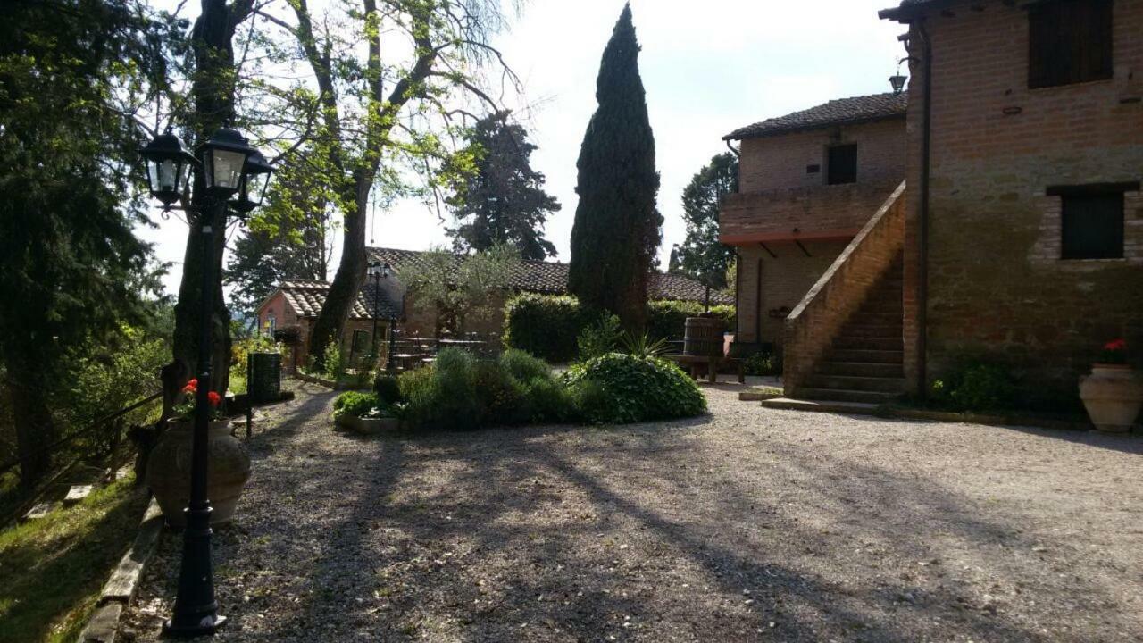Agritur Villa Osvaldo Castiglione Del Lago Perugia Colazione Piscina Acqua Salata Exteriér fotografie